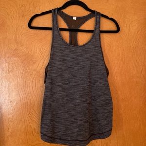 Lululemon racer back tank top size 8